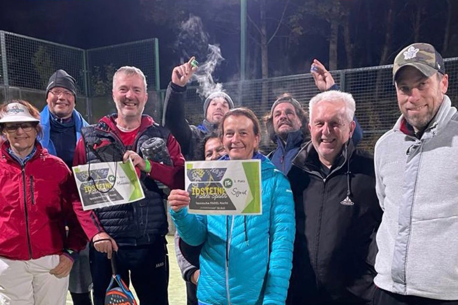 Spielszene auf dem Padelplatz